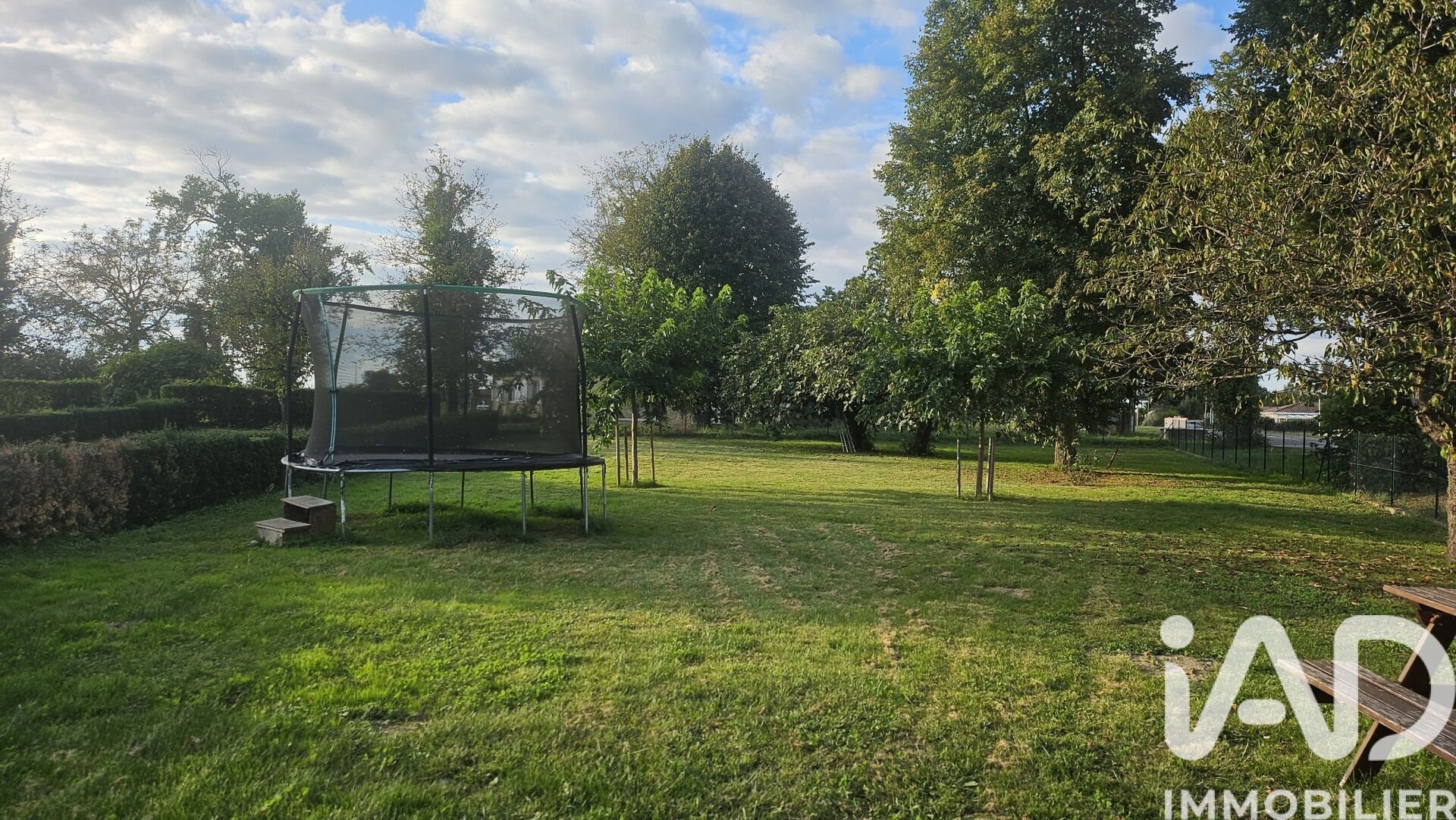 Maison à vendre, 287m², Saint-Julien-sur-Garonne