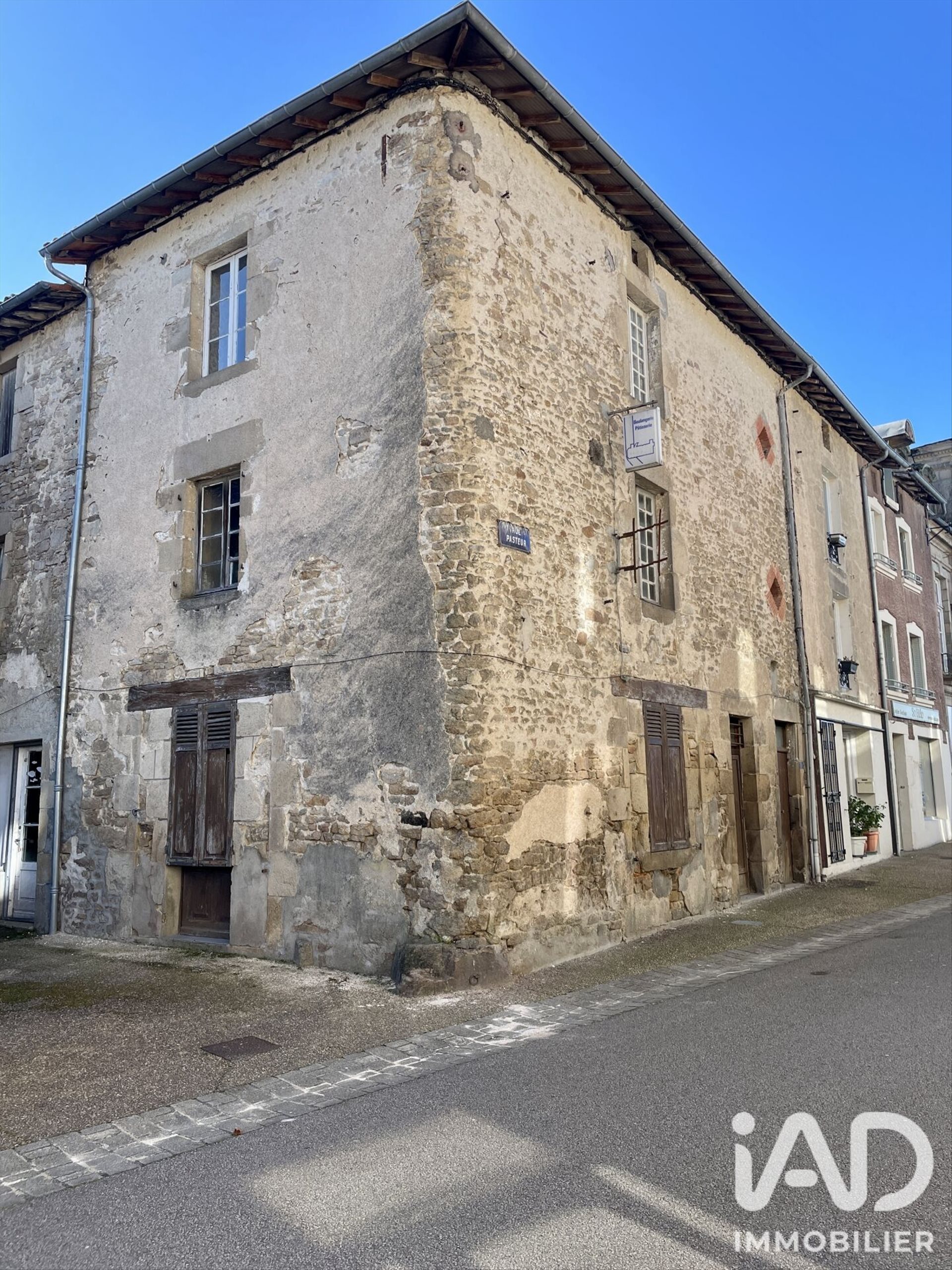 Maison à vendre, 84m², Châteauponsac