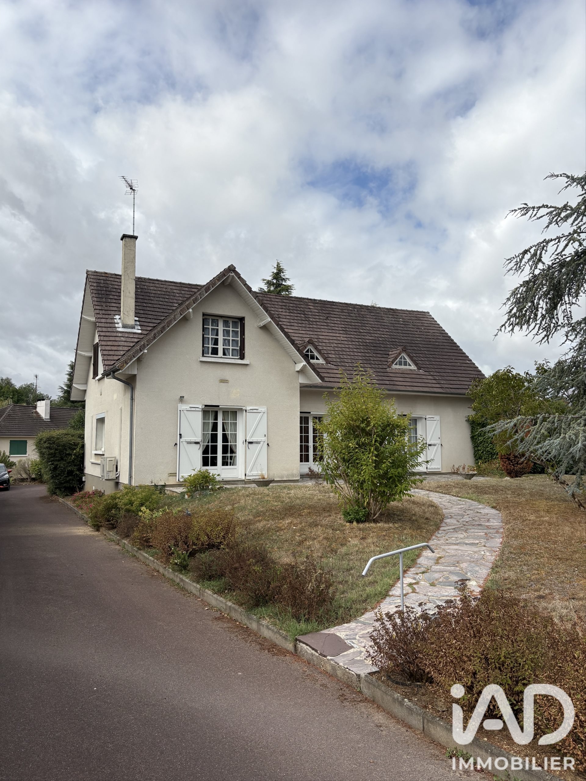 Maison à vendre, 158m², Mehun-sur-Yèvre
