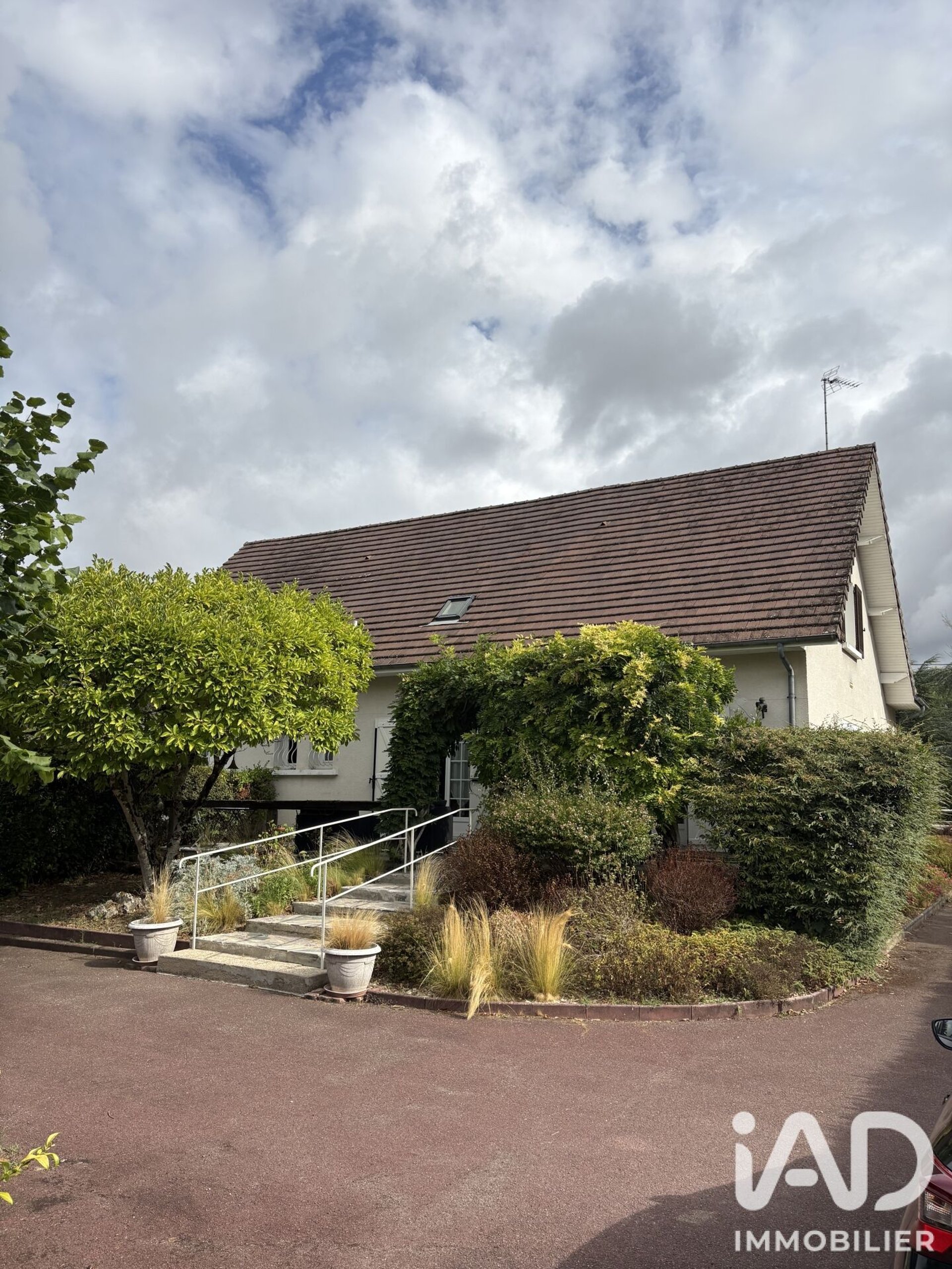 Maison à vendre, 158m², Mehun-sur-Yèvre