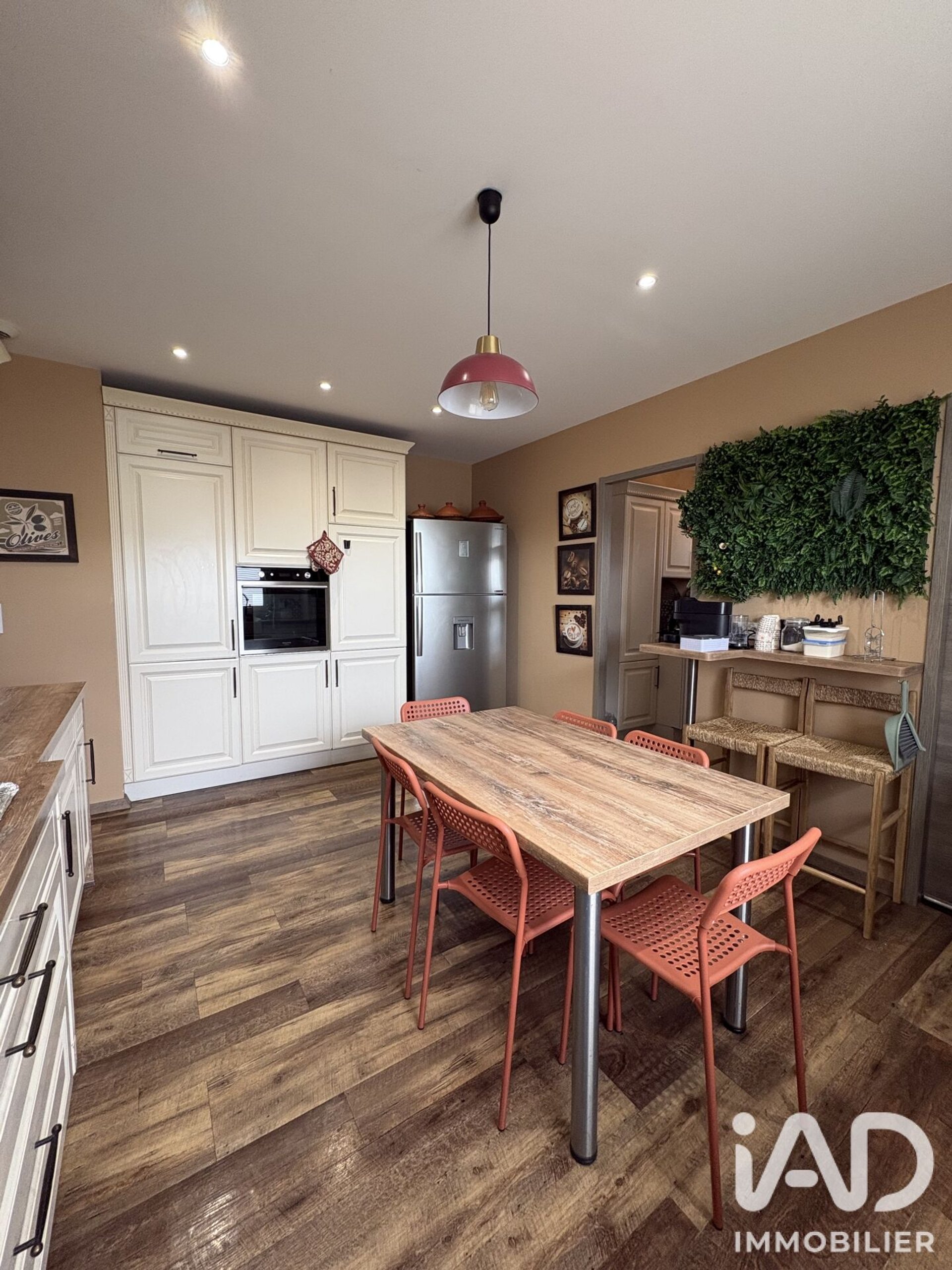 Maison à vendre, 191m², Bourges