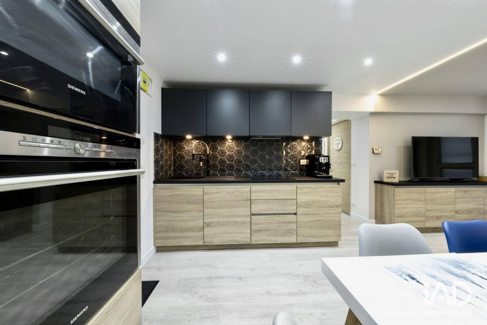 Appartement à vendre, 66m², Arâches-la-Frasse (Les Carroz d'Arâches)