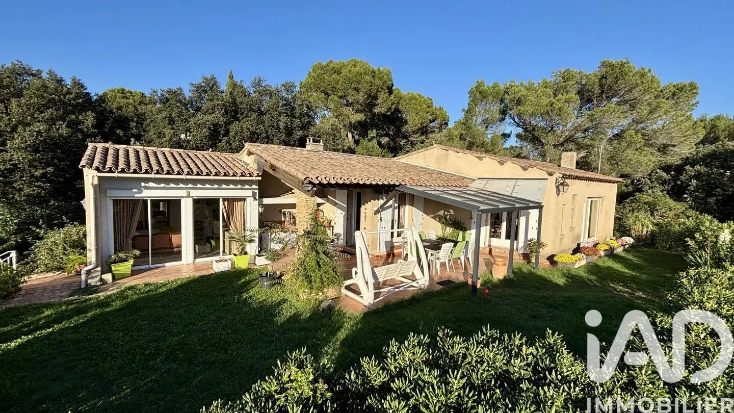 Maison à vendre, 131m², Uchaux