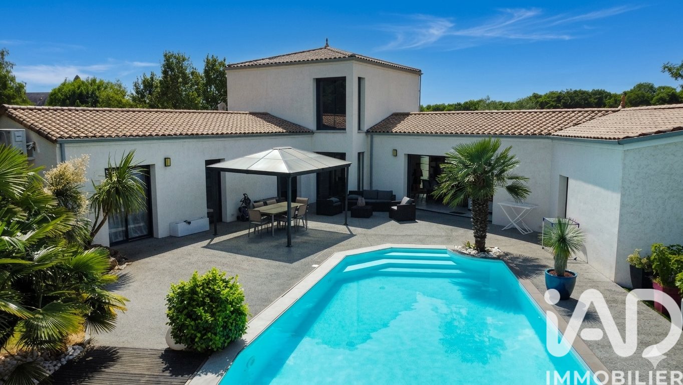 Maison à vendre, 170m², Germond-Rouvre
