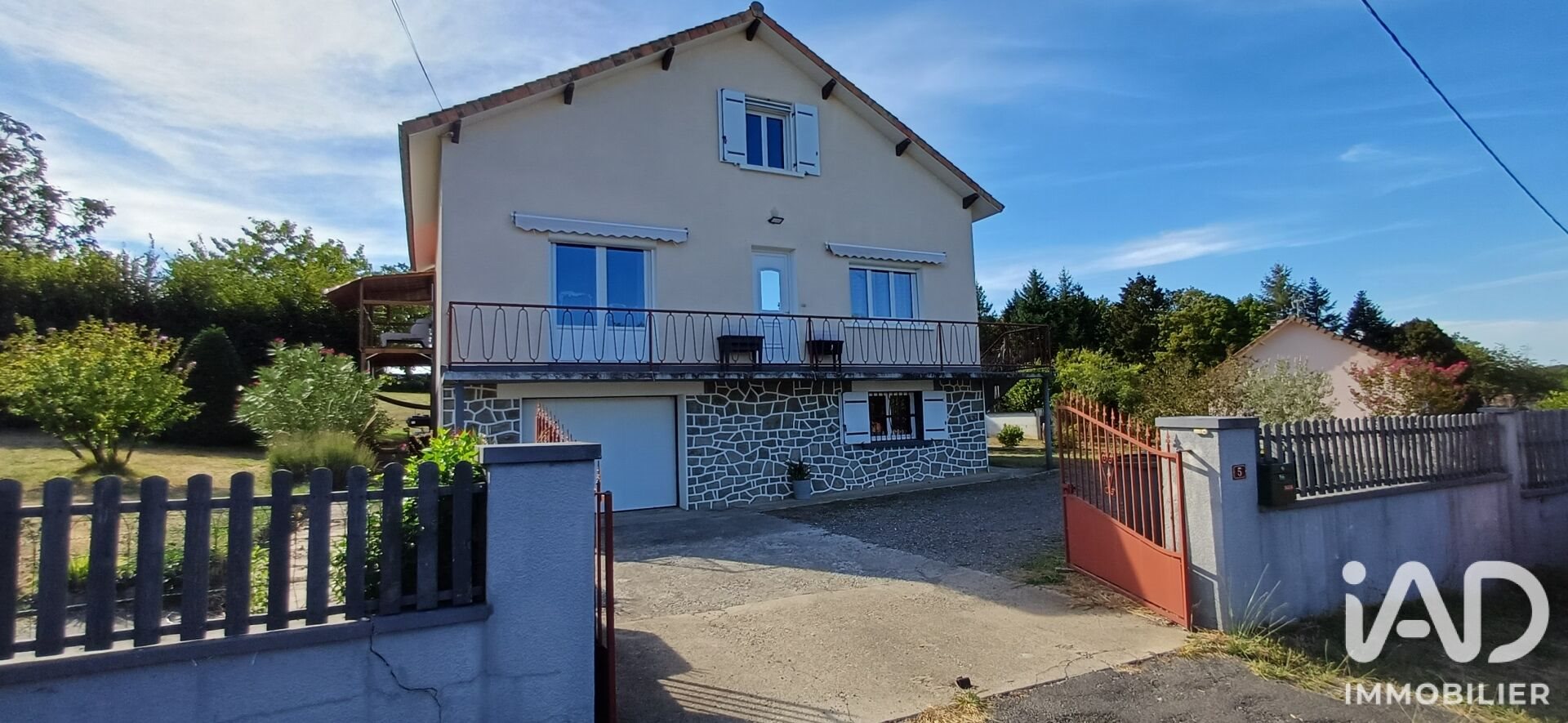 Maison à vendre, 141m², Étagnac
