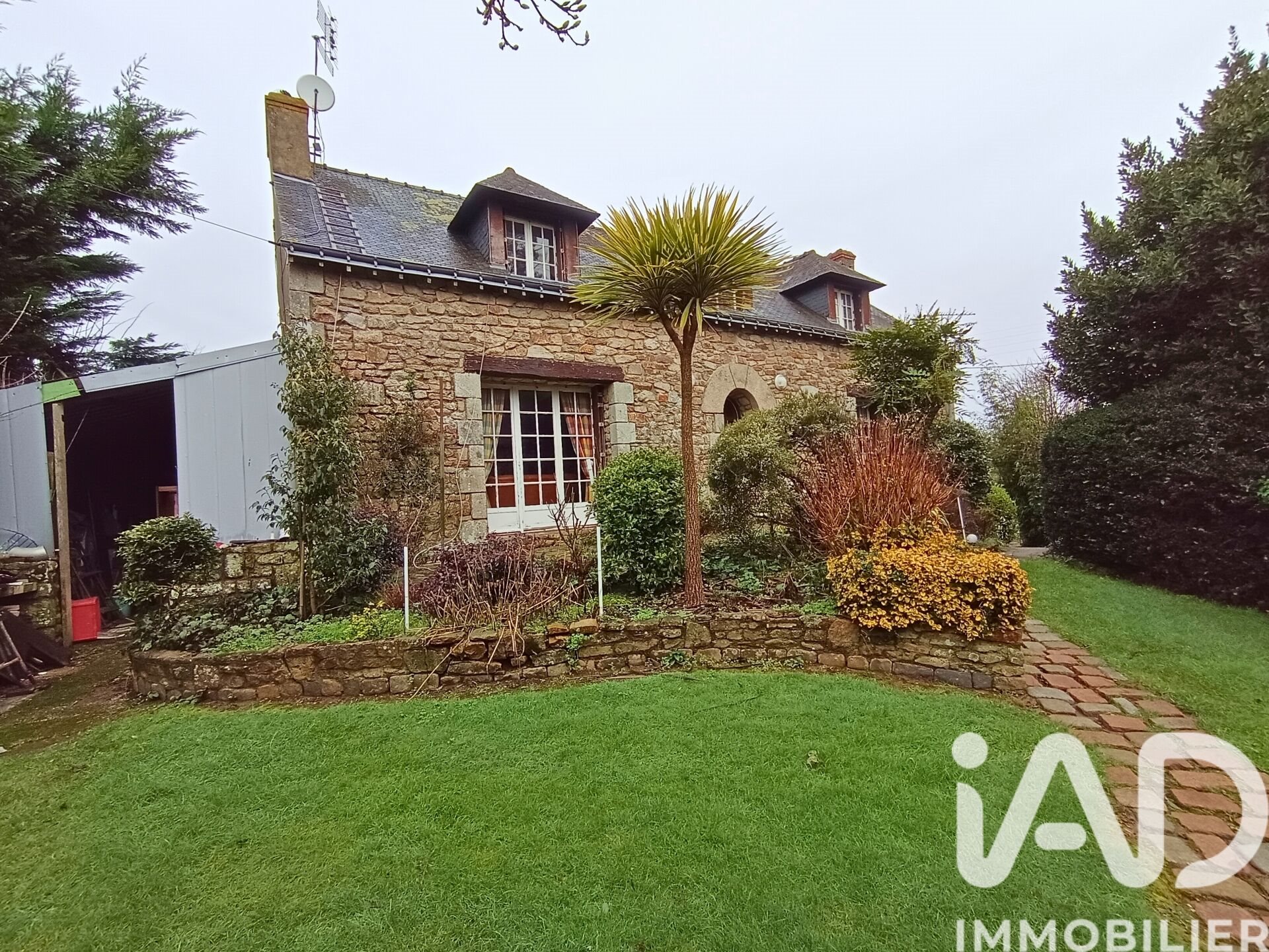 Maison à vendre, 107m², Rédené