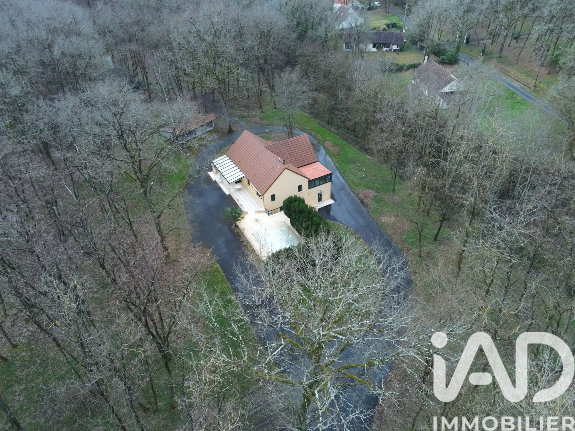 Maison à vendre, 337m², Thénioux