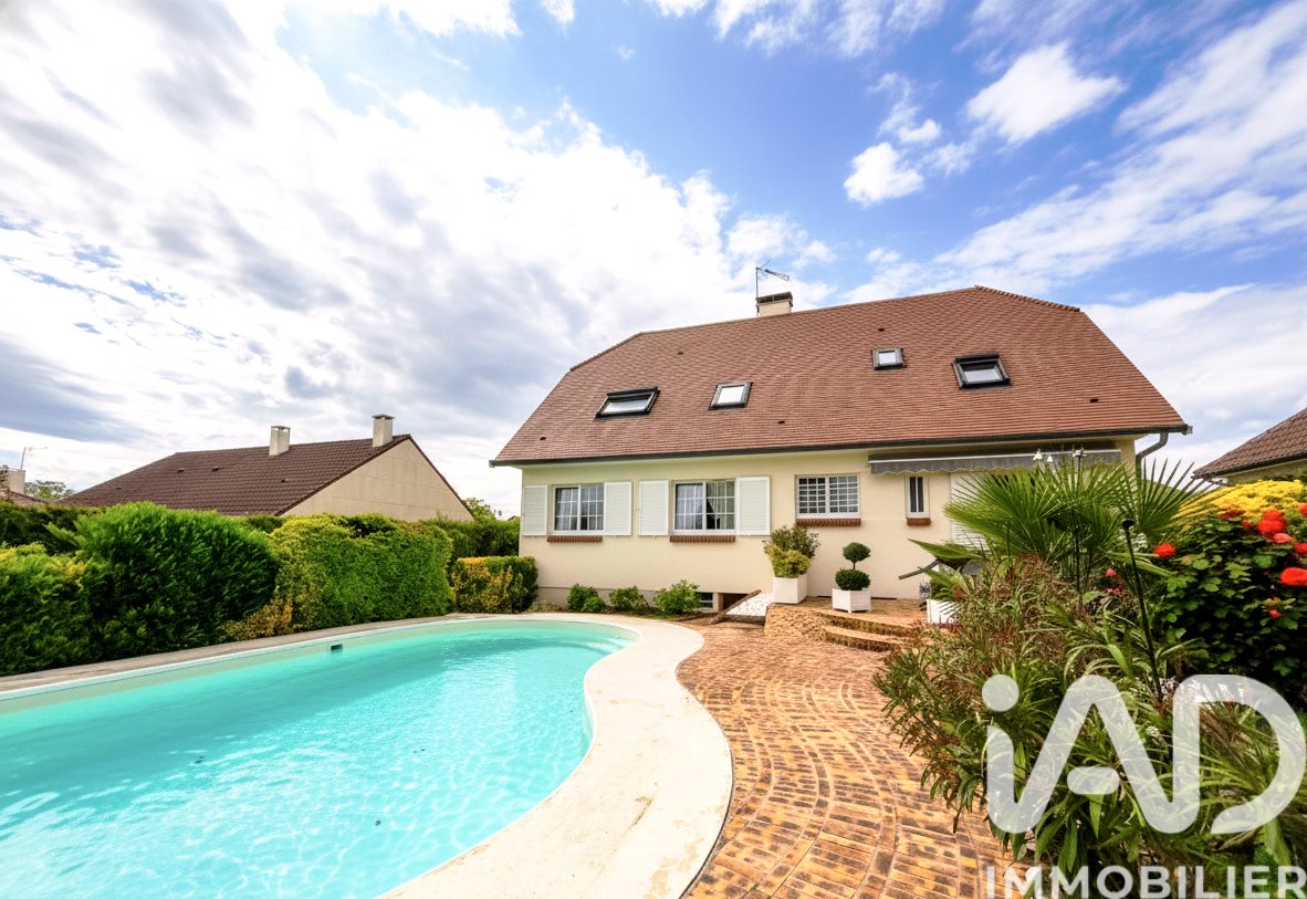 Maison à vendre, 179m², Caurel