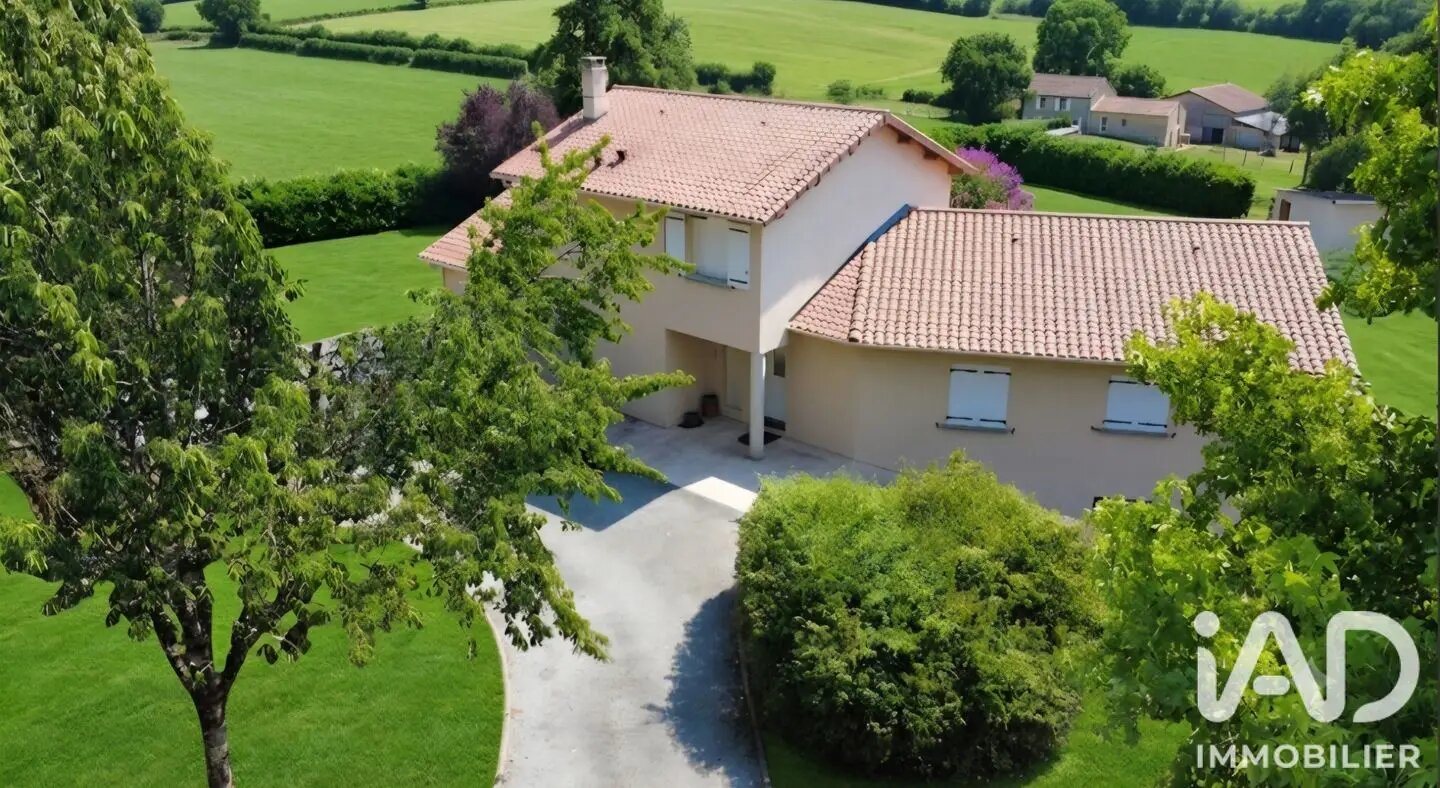 Maison à vendre, 151m², Bellac