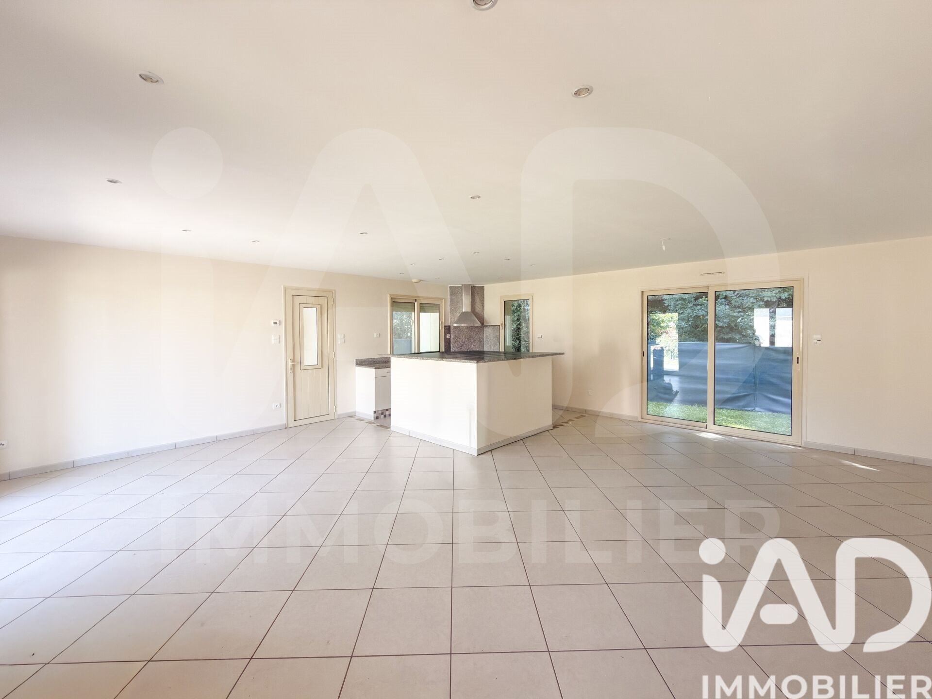 Maison à vendre, 122m², Objat