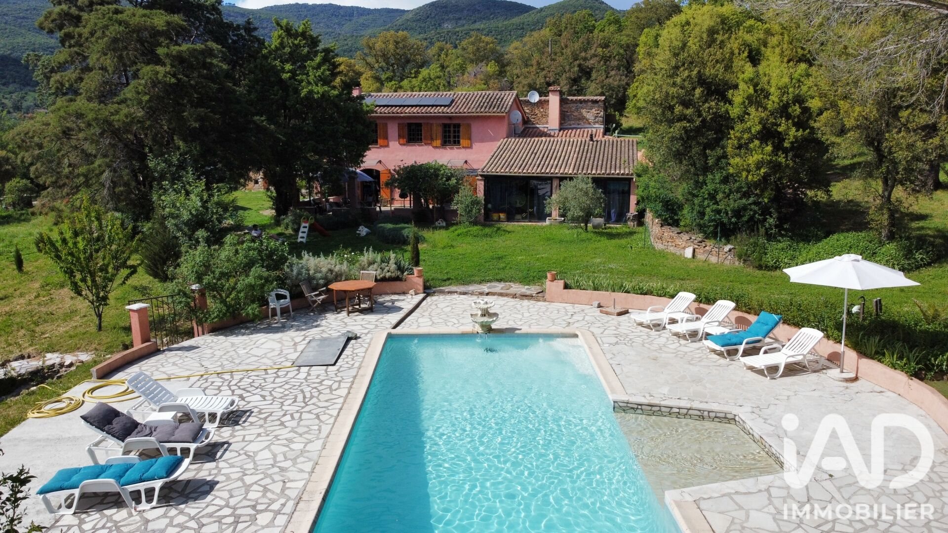 Maison à vendre, 248m², Bormes-les-Mimosas