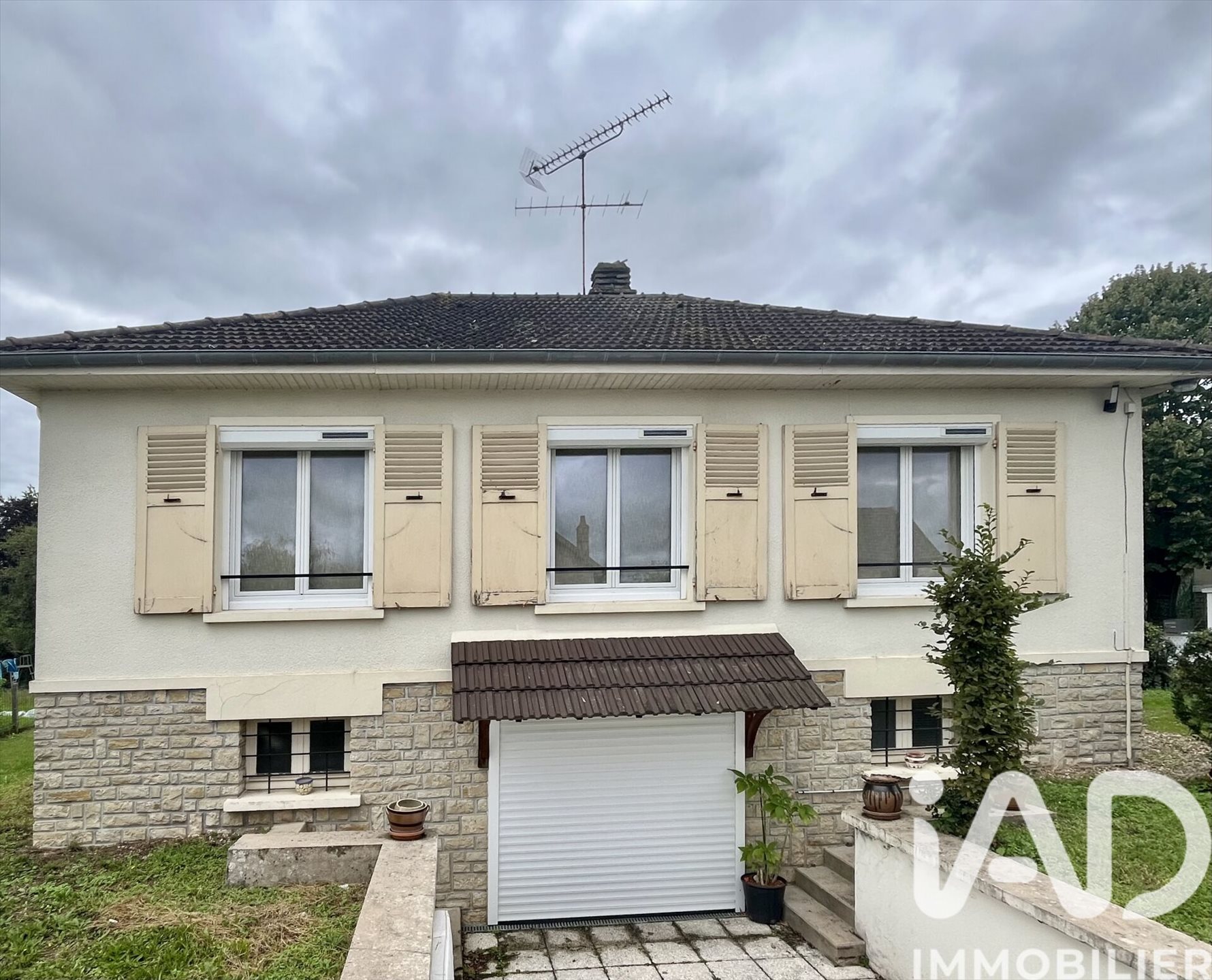 Maison à vendre, 90m², Saint-Léger-des-Vignes