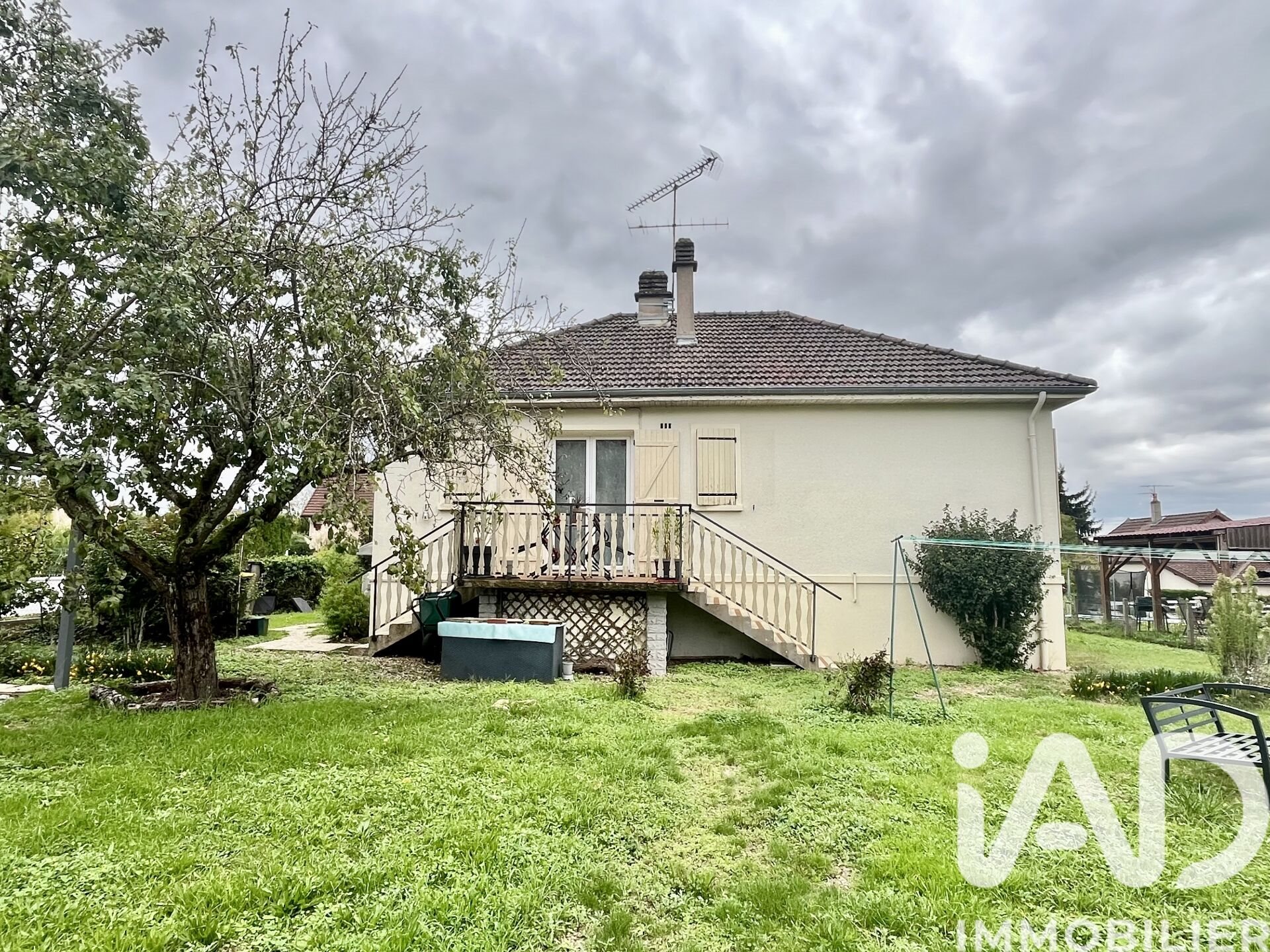 Maison à vendre, 90m², Saint-Léger-des-Vignes