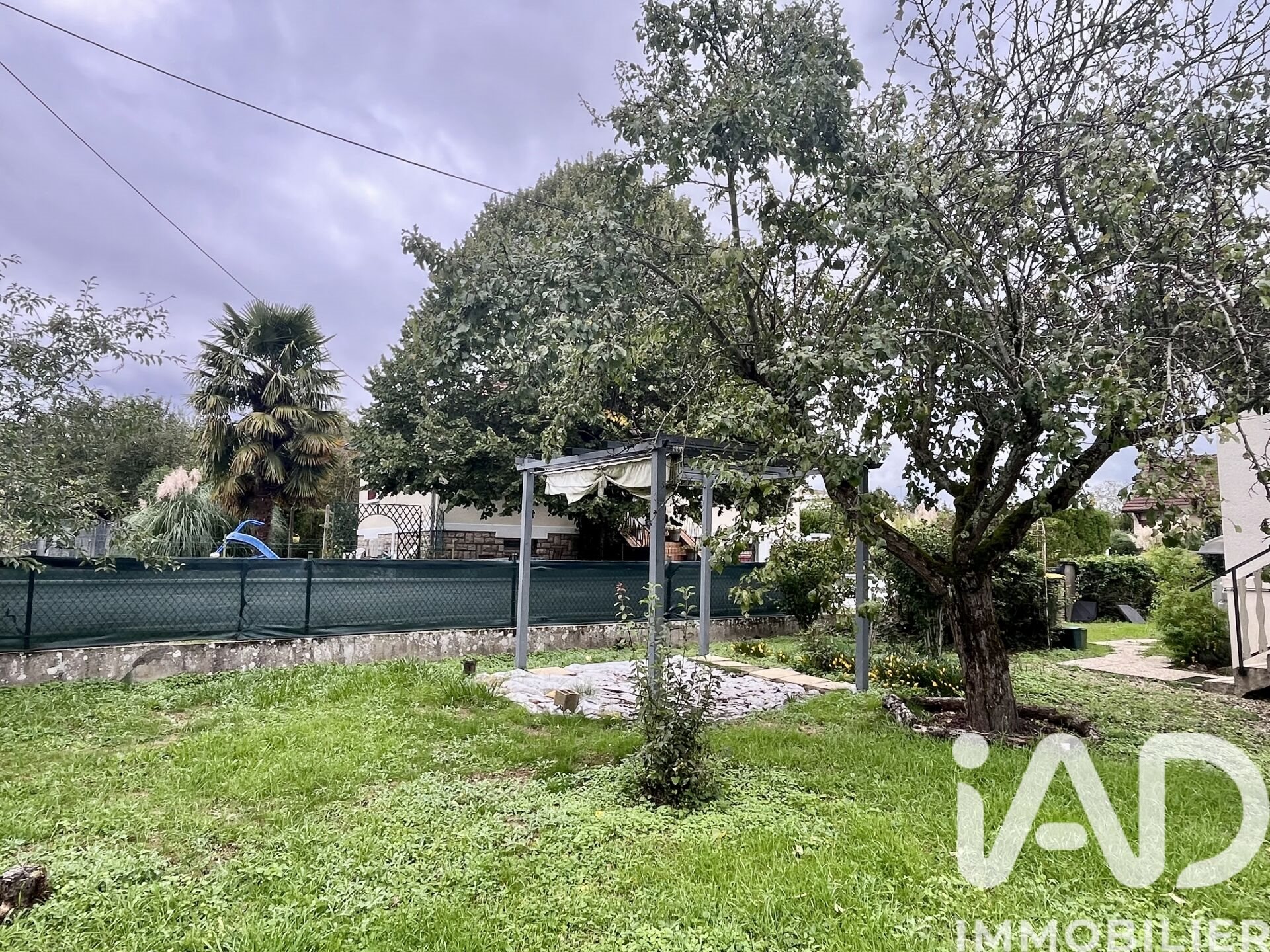 Maison à vendre, 90m², Saint-Léger-des-Vignes