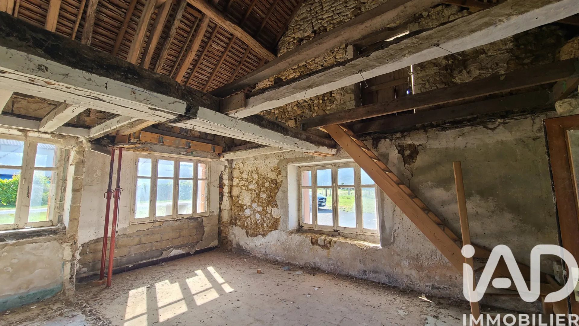 Maison à vendre, 80m², Vernoil-le-Fourrier