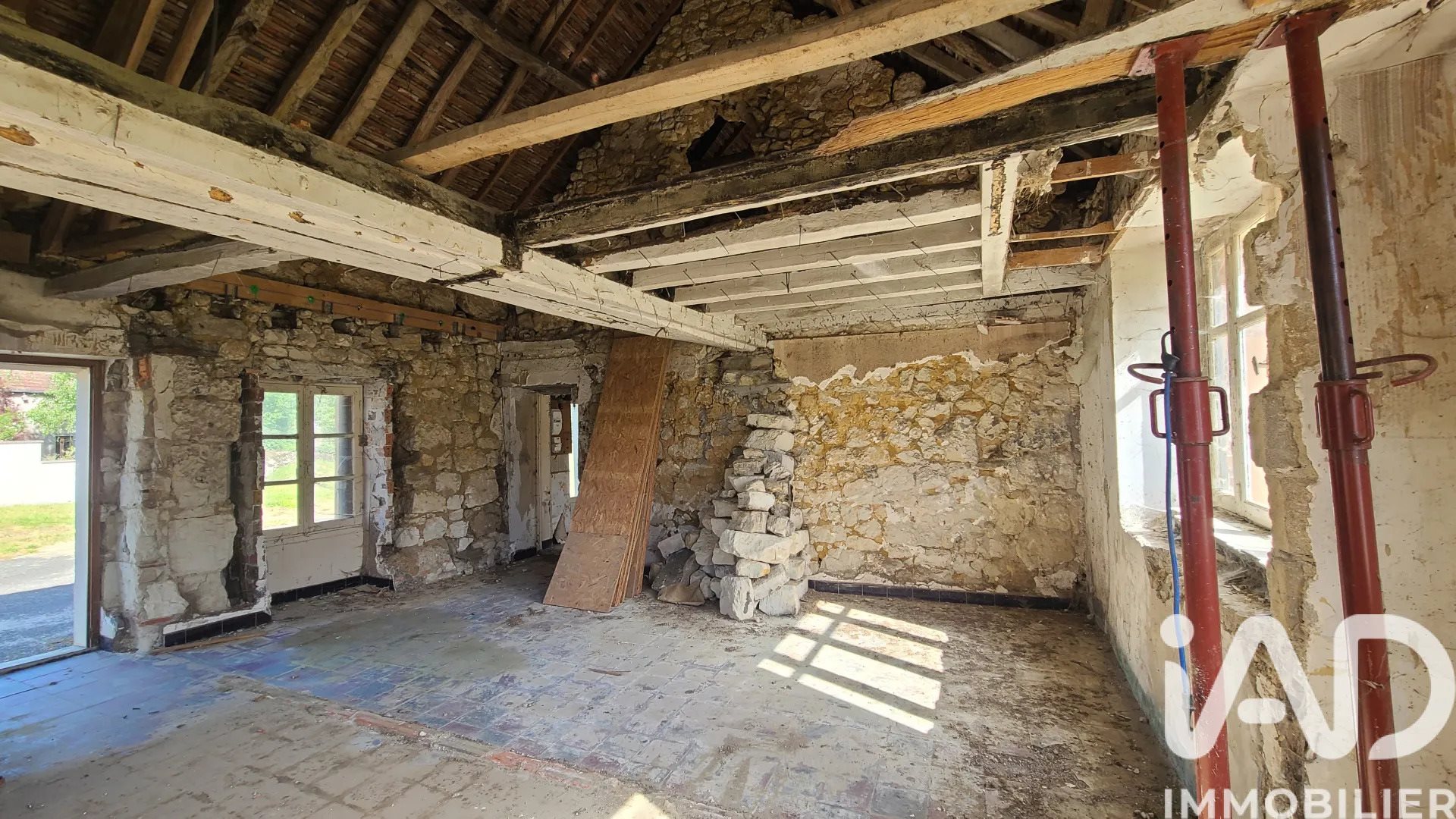 Maison à vendre, 80m², Vernoil-le-Fourrier
