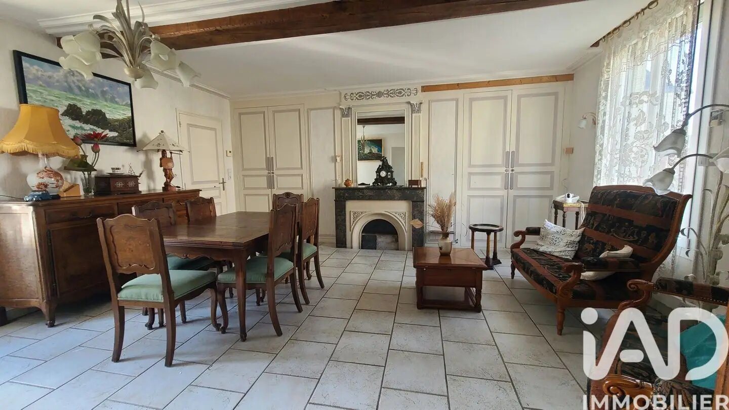 Maison à vendre, 213m², Vernantes
