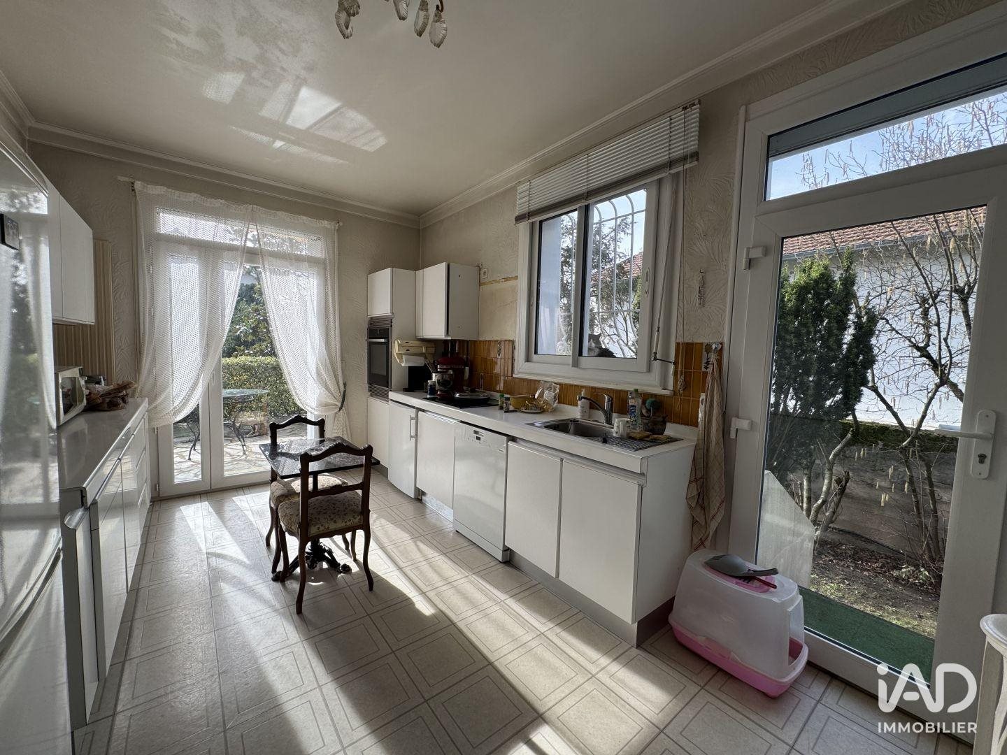 Maison à vendre, 174m², Feurs