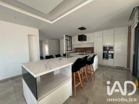 Maison à vendre, 140m², Pouilly-lès-Feurs