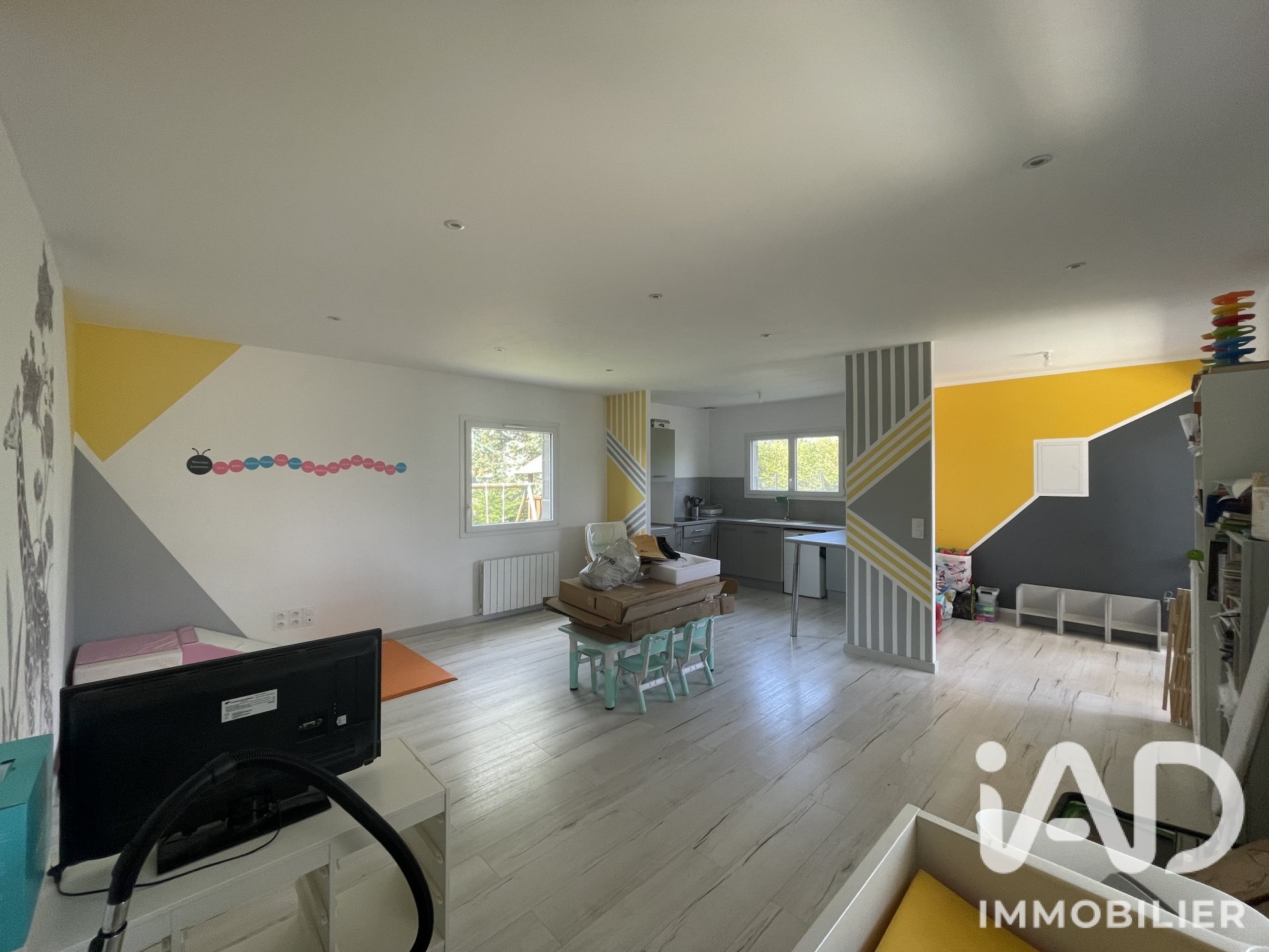 Maison à vendre, 181m², Poncins