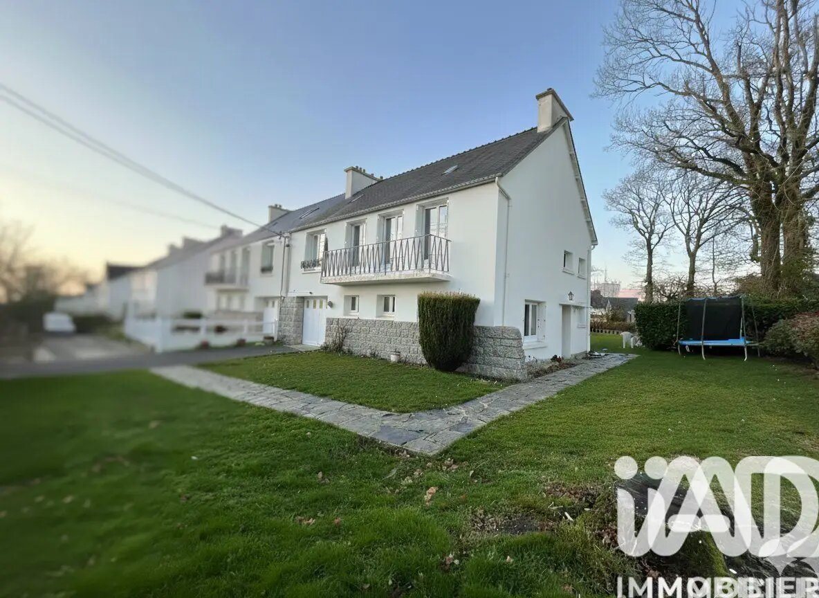 Maison à vendre, 113m², Carhaix-Plouguer