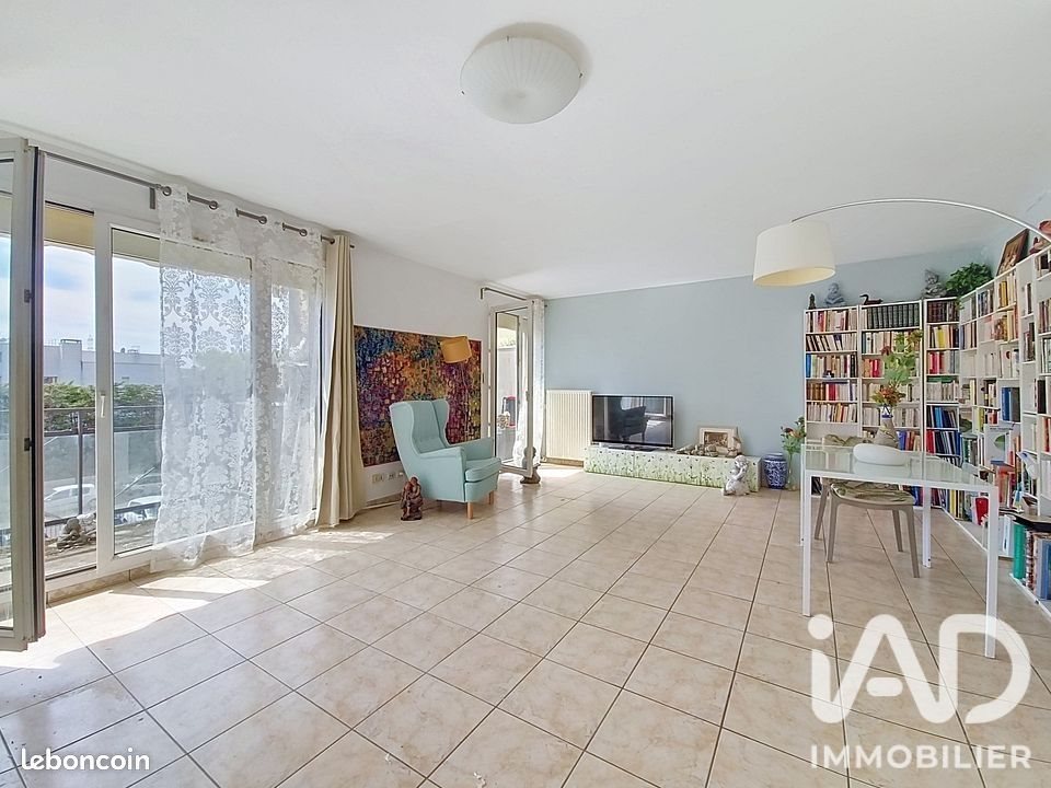 Appartement à vendre, 54m², Courcouronnes