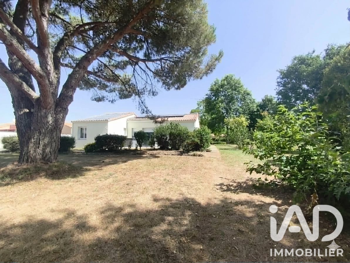 Maison à vendre, 156m², Bazoges-en-Pareds