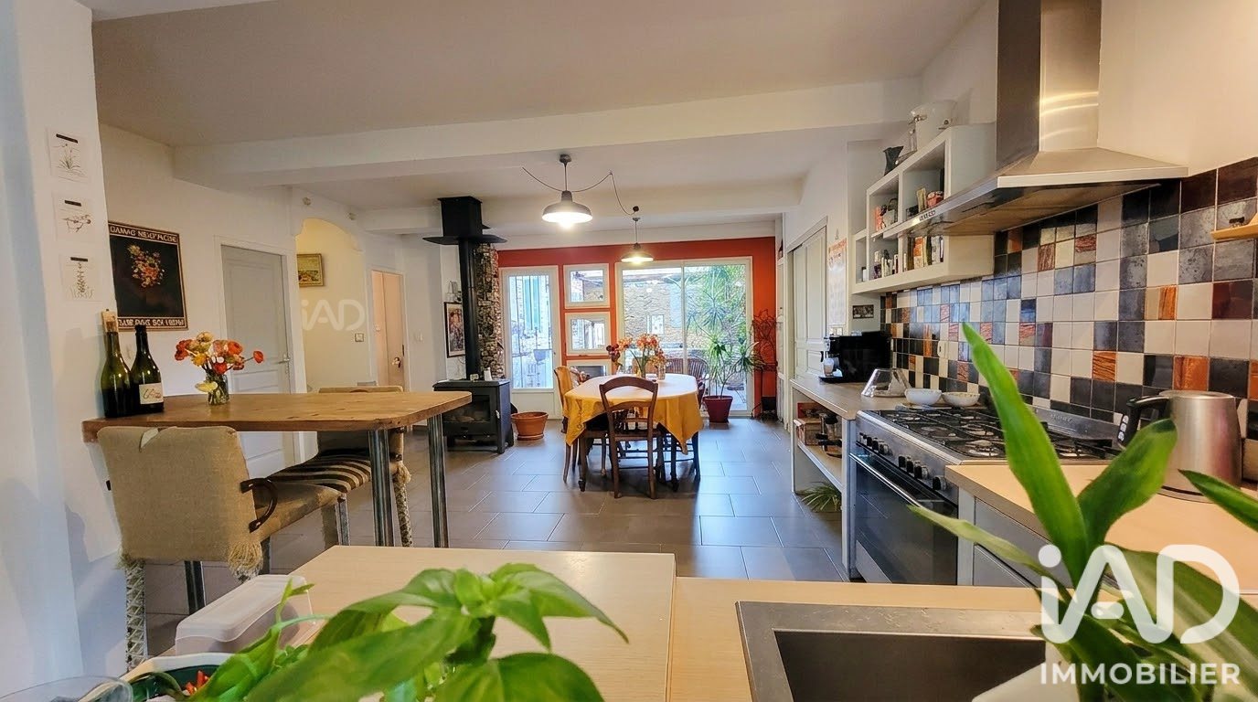 Maison à vendre, 189m², Azillanet