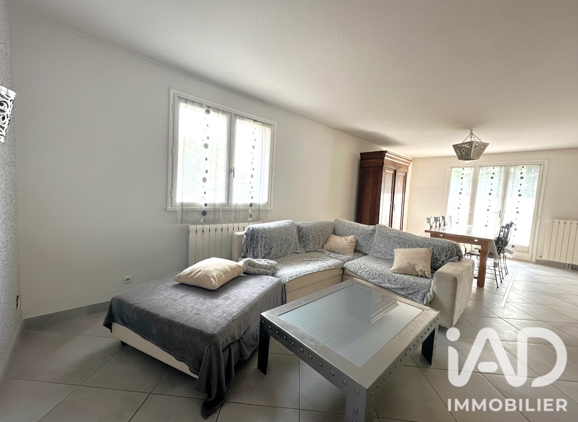 Maison à vendre, 130m², Saint-Romain-la-Motte
