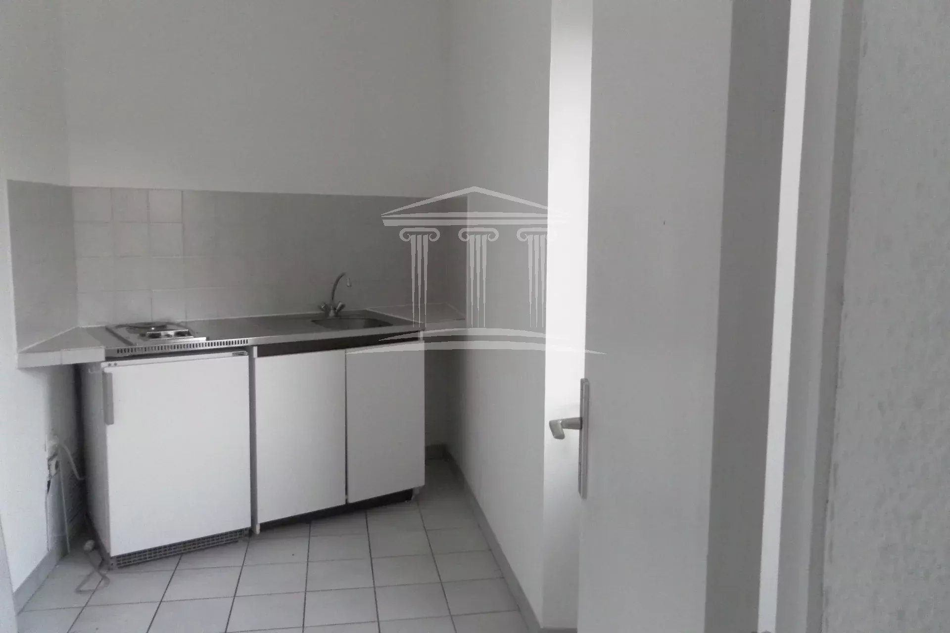 Appartement à louer, 28m², Sorgues