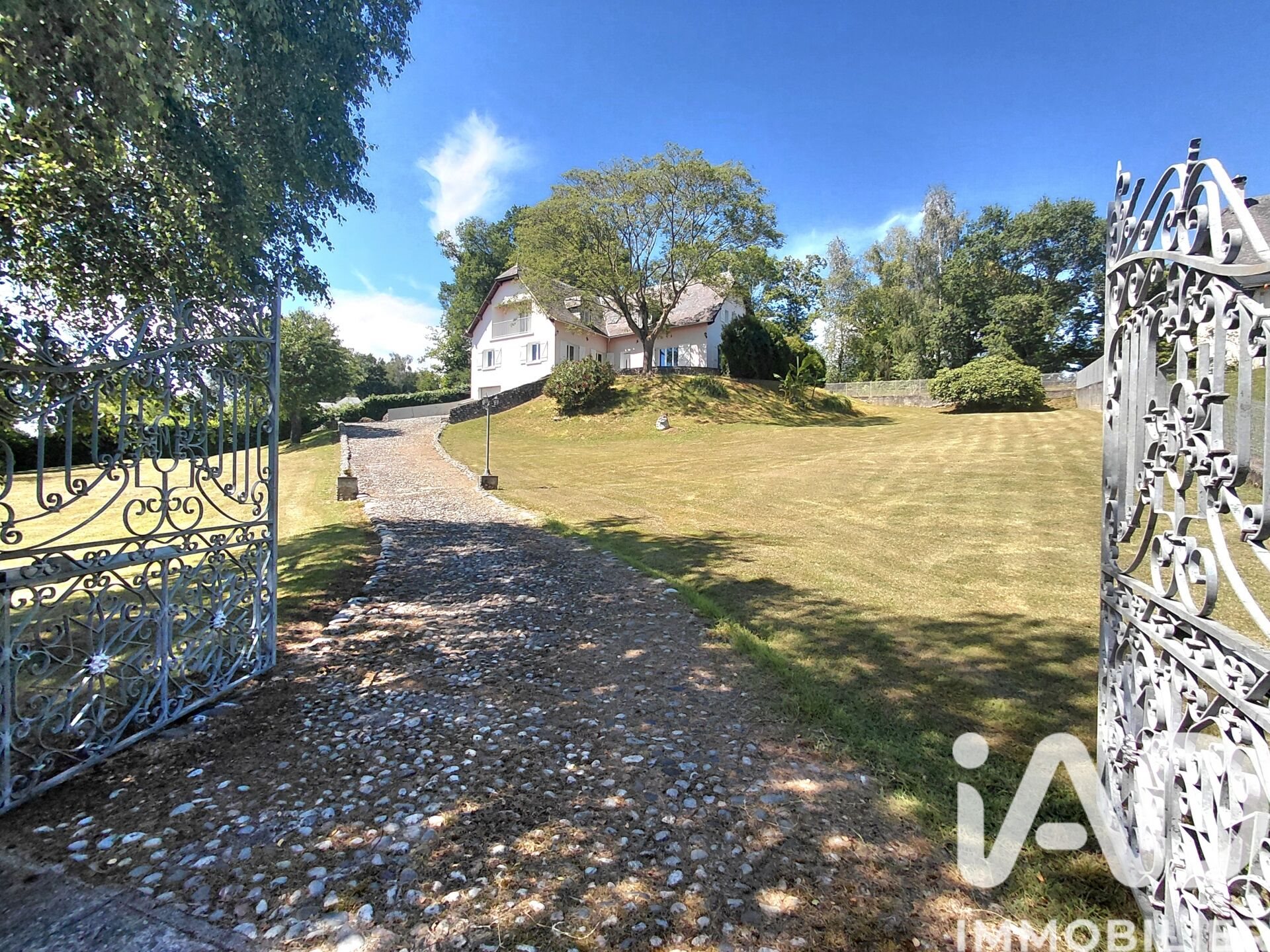 Maison à vendre, 252m², Poueyferré