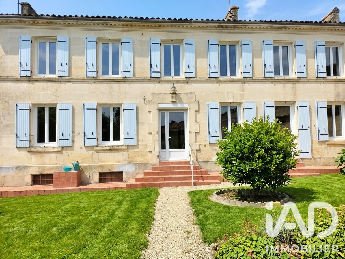 Maison à vendre, 210m², Louzac-Saint-André