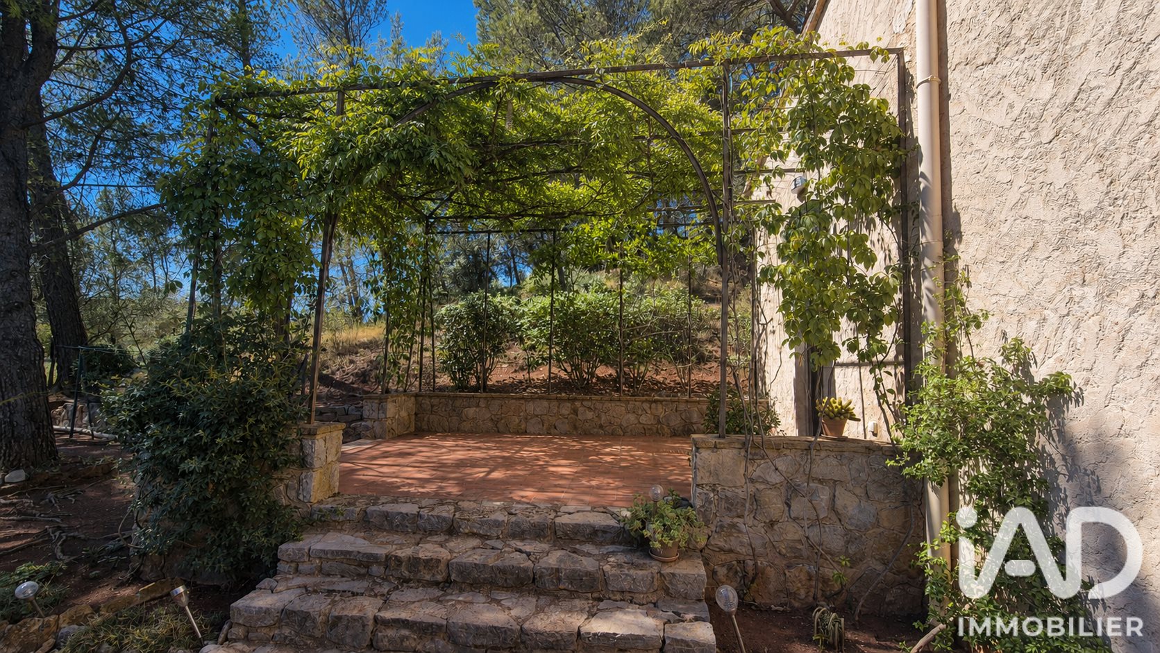 Maison à vendre, 78m², Cuers