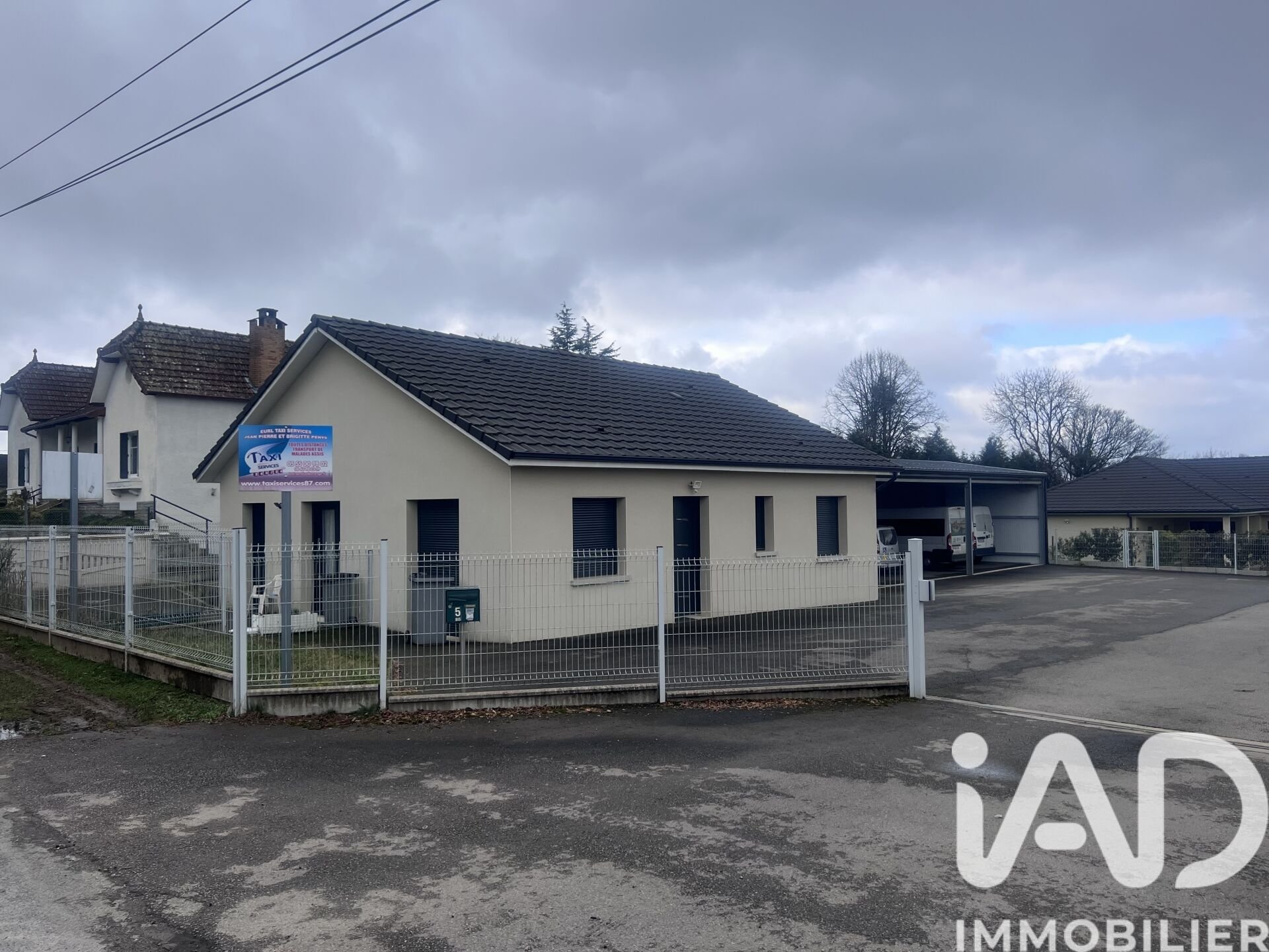 Maison à vendre, 1132m², Magnac-Bourg