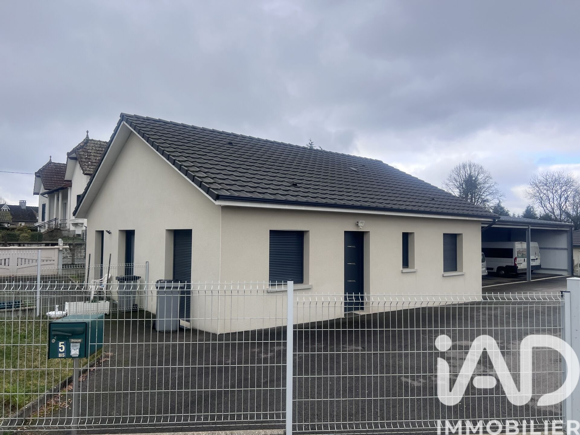 Maison à vendre, 1132m², Magnac-Bourg