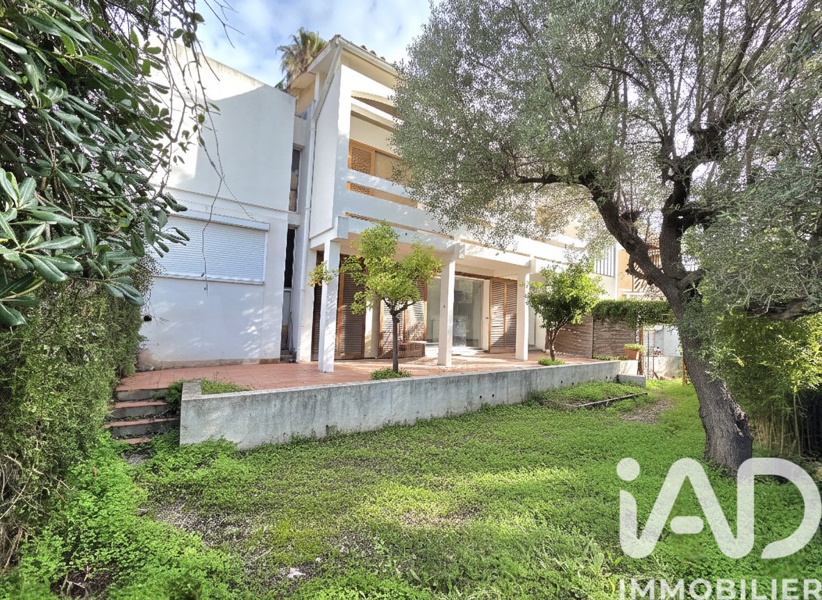 Appartement à vendre, 90m², Hyères