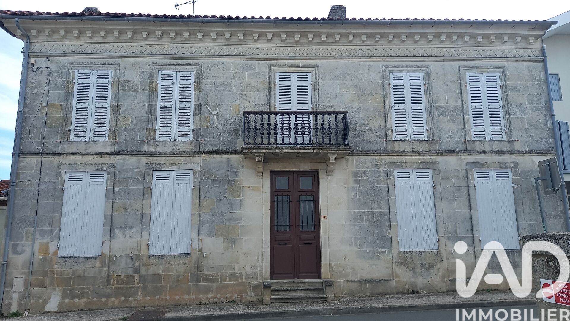 Maison à vendre, 311m², Saint-Bonnet-sur-Gironde