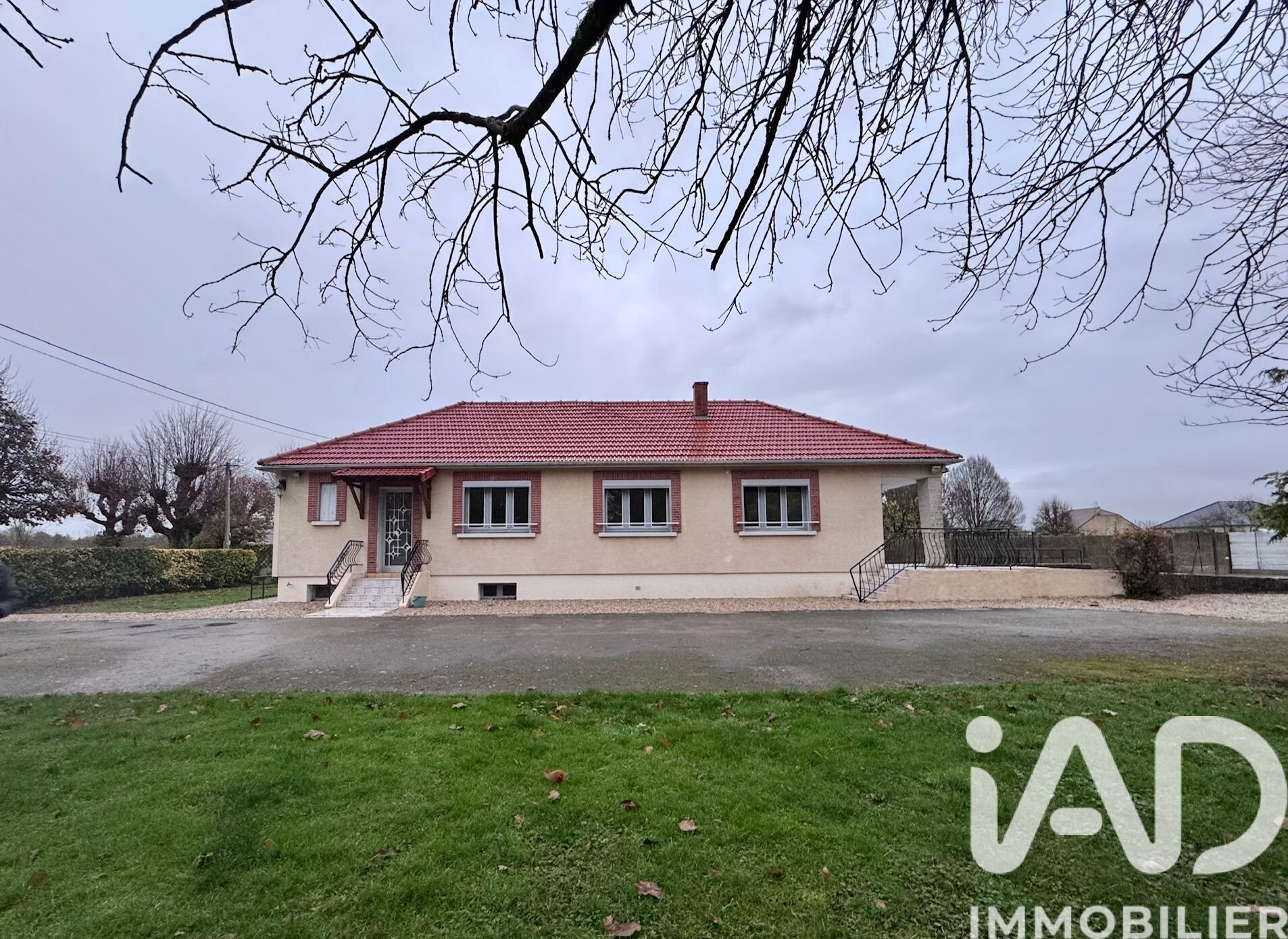 Maison à vendre, 101m², Ossey-les-Trois-Maisons
