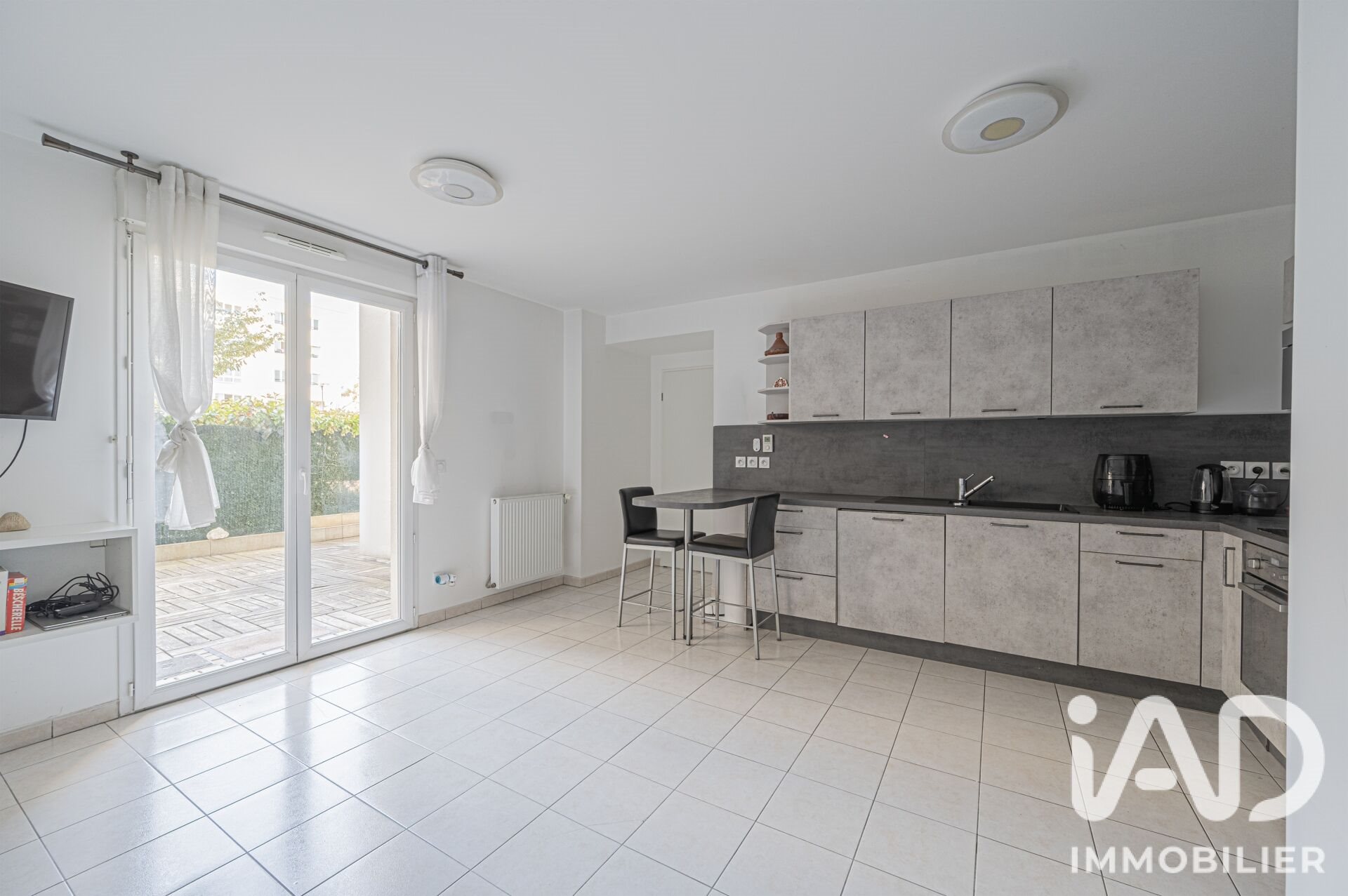Appartement à vendre, 42m², Saint-Thibault-des-Vignes