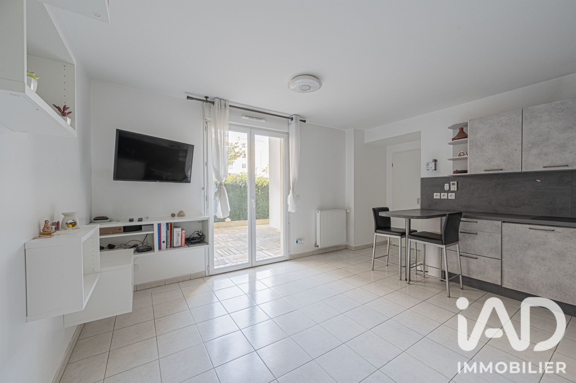Appartement à vendre, 42m², Saint-Thibault-des-Vignes