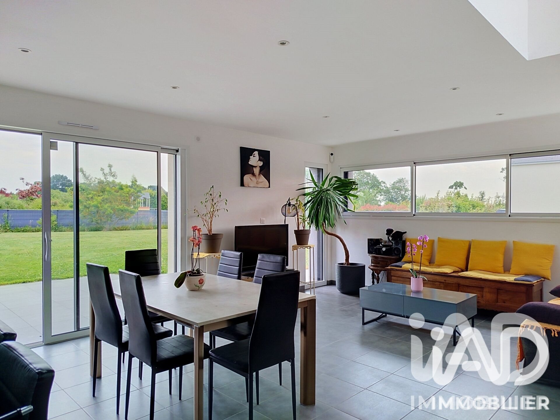 Maison à vendre, 141m², La Ville-ès-Nonais