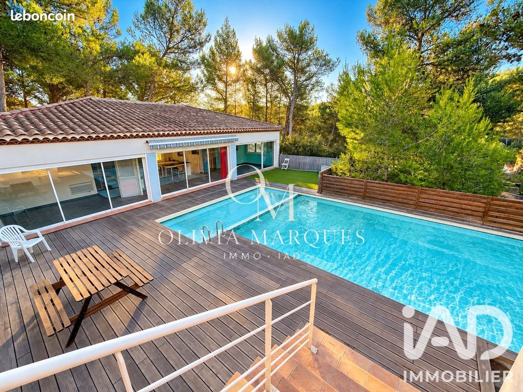 Maison à vendre, 216m², Roquefort-la-Bédoule