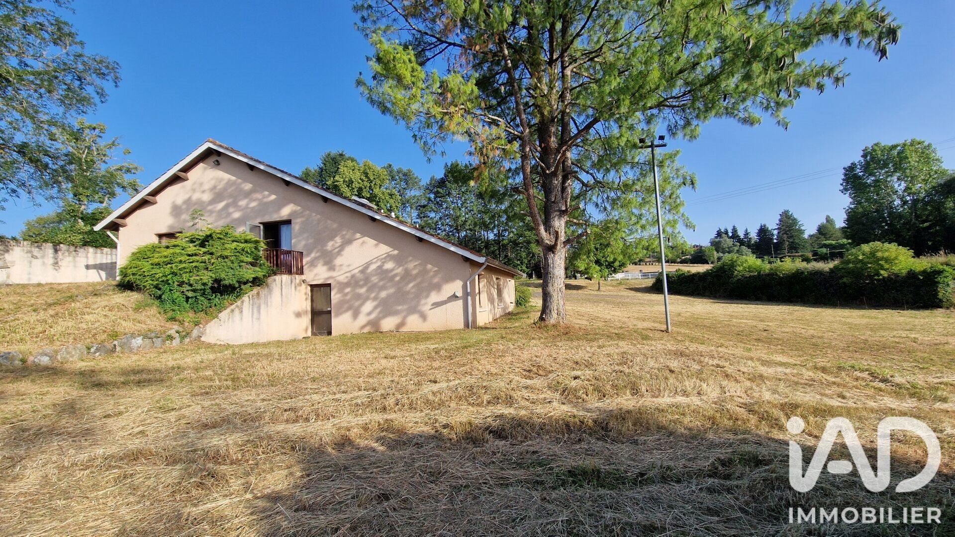 Maison à vendre, 330m², Saint-Haon-le-Vieux