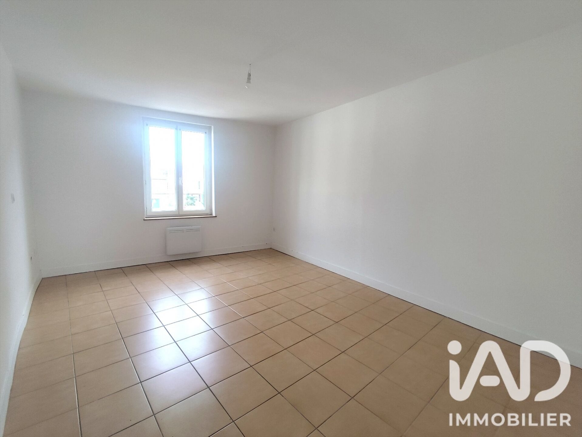 Appartement à louer, 75m², Jouy-le-Châtel