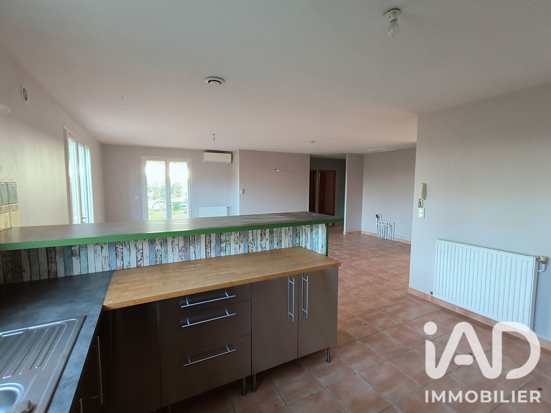 Maison à vendre, 263m², Saint-Laurent-d'Aigouze