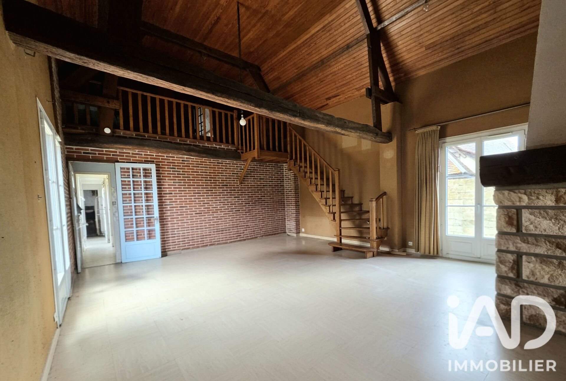 Maison à vendre, 158m², Le Mont-Saint-Adrien