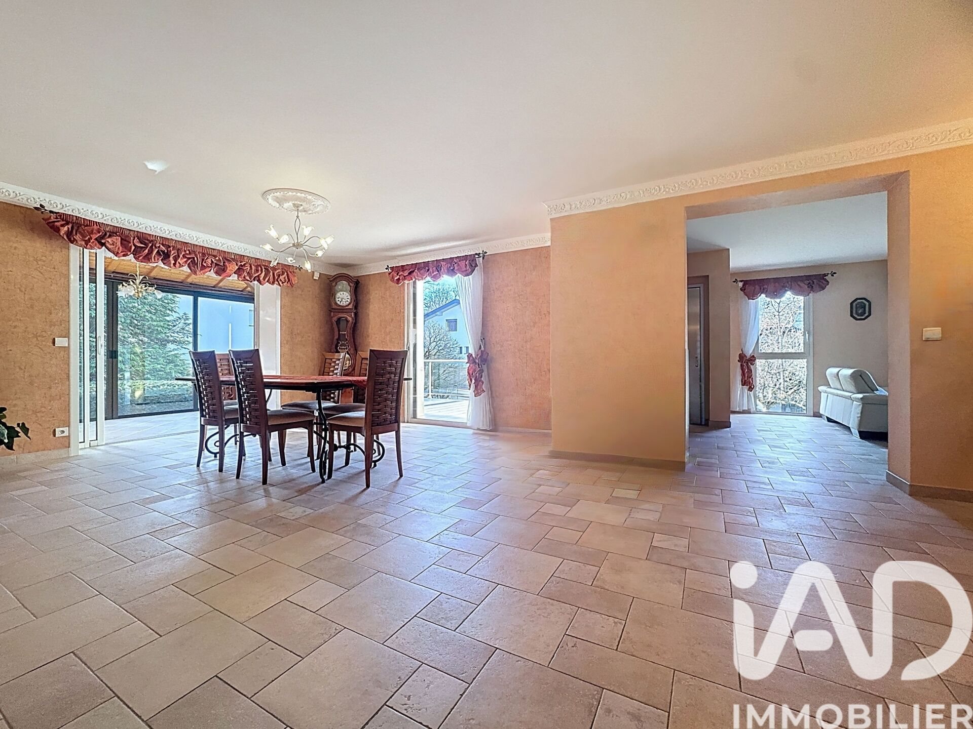 Maison à vendre, 210m², Montagny-les-Lanches