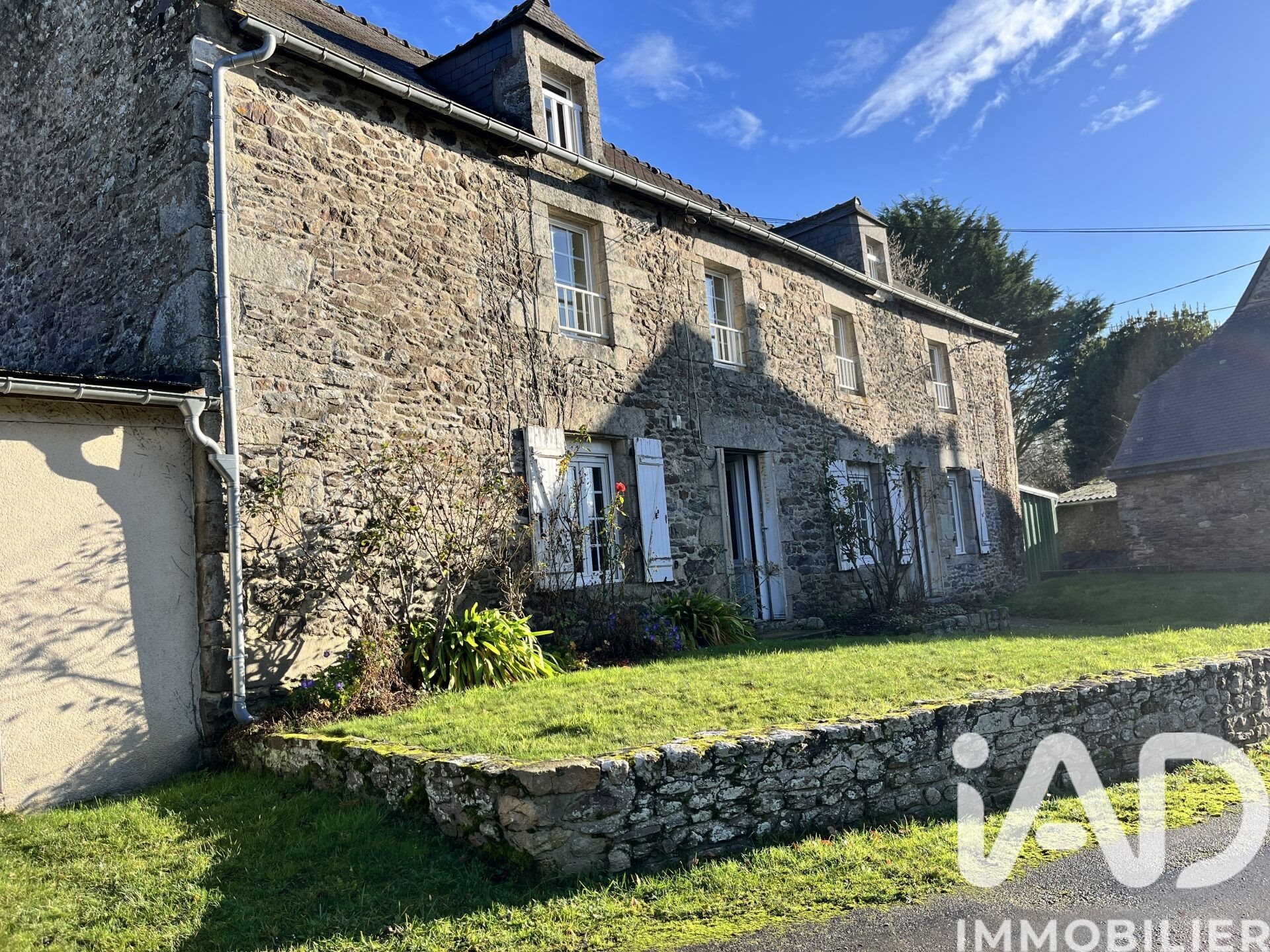 Maison à vendre, 168m², Corseul