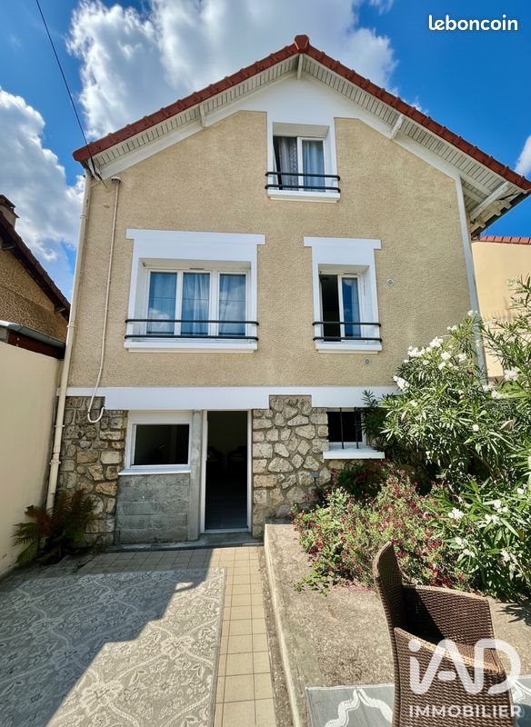 Maison à vendre, 123m², Stains