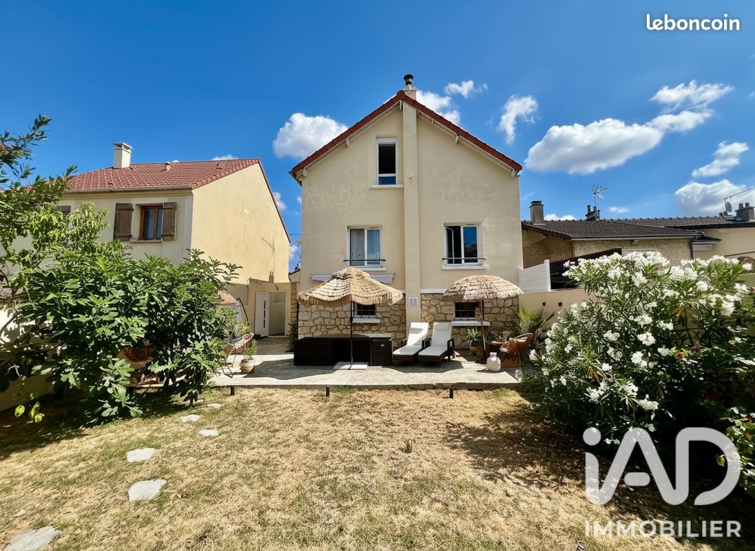 Maison à vendre, 123m², Stains